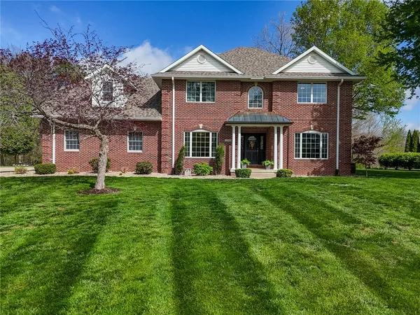 $659,000 | 17363 Deer Creek Drive, Effingham, IL 62401