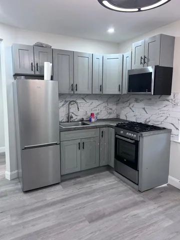 $1,800 | 6109 Monroe Place, Unit A3, West New York, NJ 07093