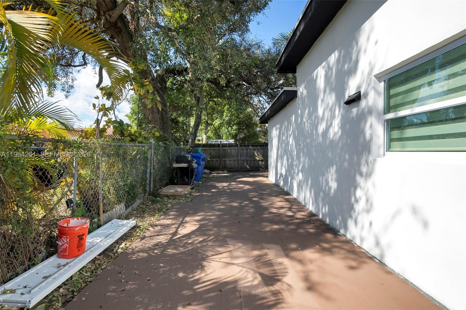 1820 Southwest 25th Avenue Miami, FL 33145 - Photo 27 of 35