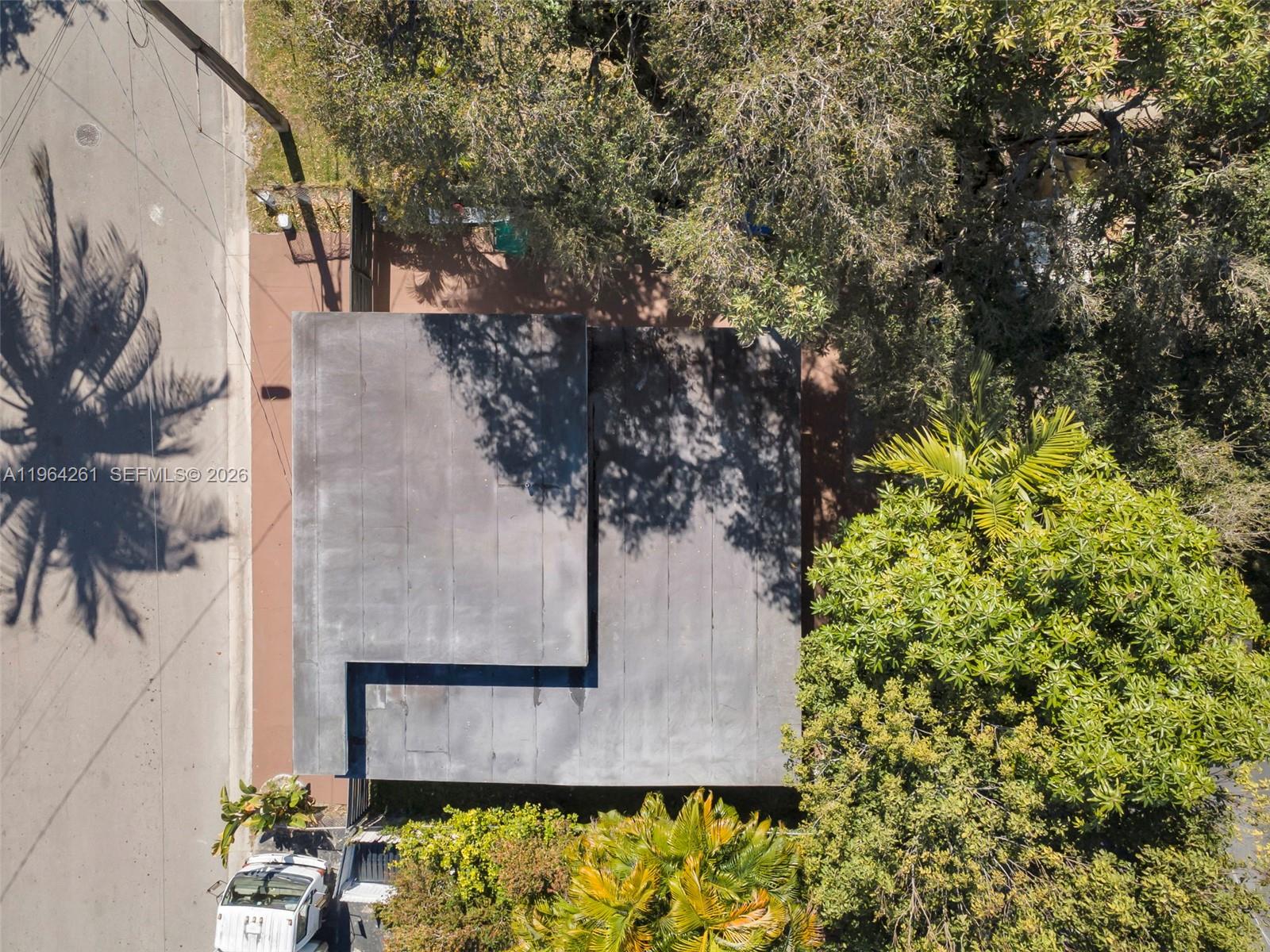 1820 Southwest 25th Avenue Miami, FL 33145 - Photo 32 of 35