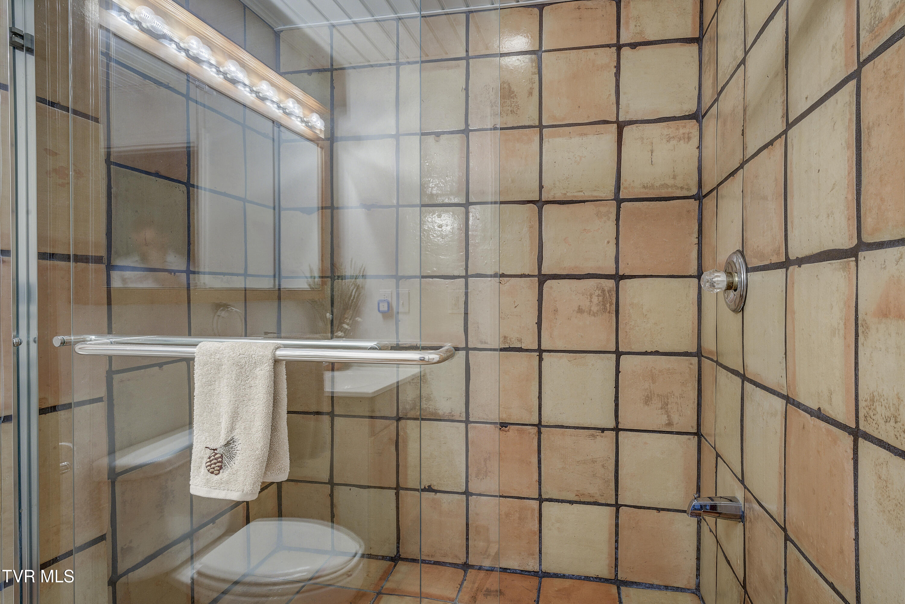 528 Gene Drive Butler, TN 37640 - Photo 25 of 68 Gene-22