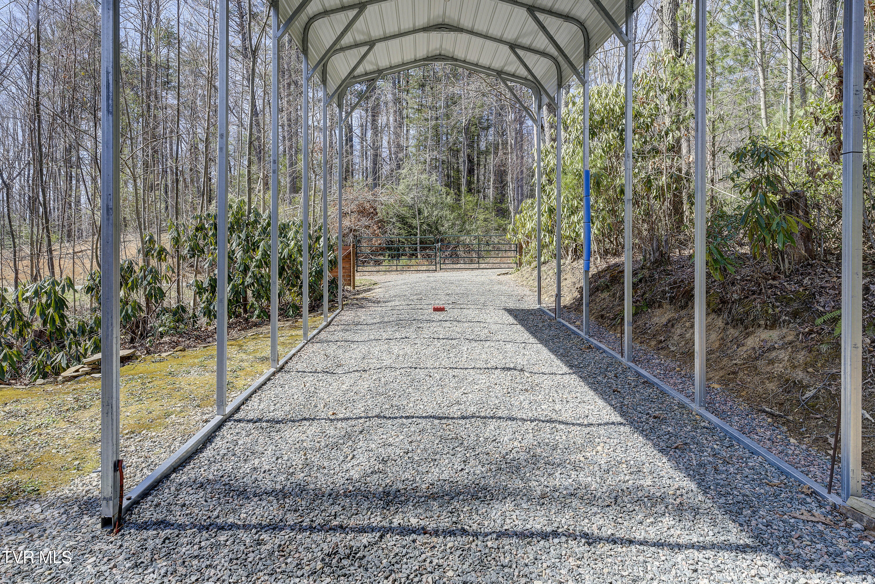 528 Gene Drive Butler, TN 37640 - Photo 37 of 68 Gene-36