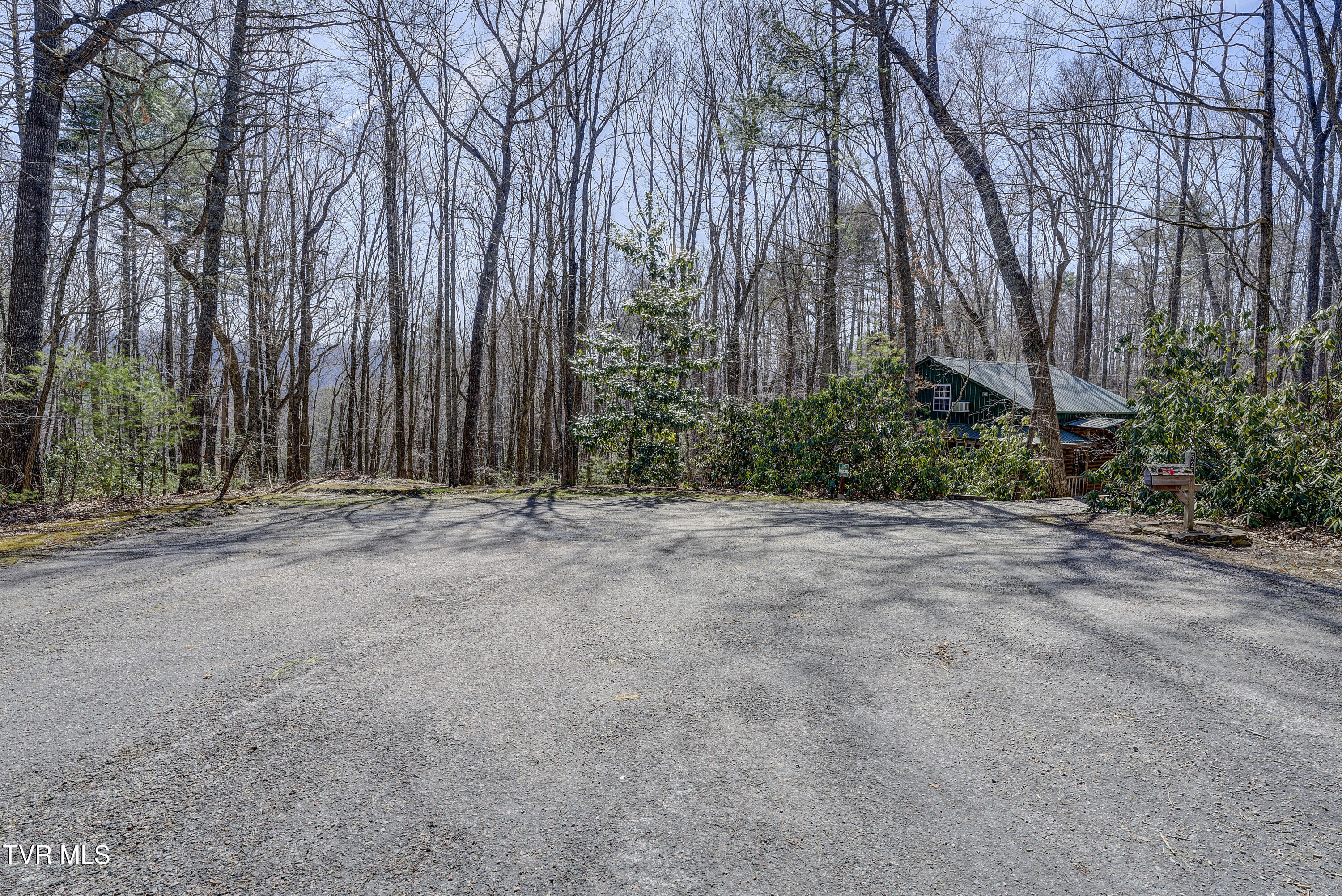 528 Gene Drive Butler, TN 37640 - Photo 47 of 68 Gene-47