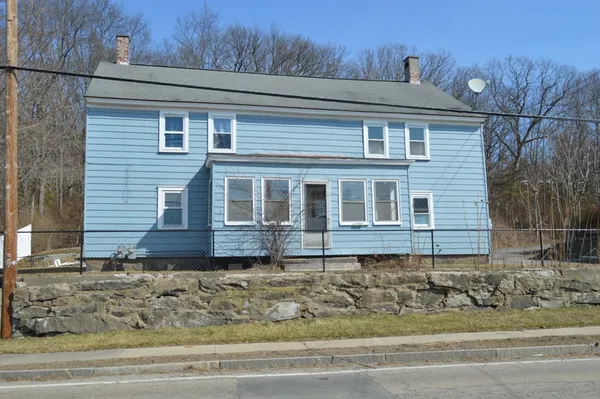 $485,000 | 2428-2430 Providence Road, Northbridge, MA 01534