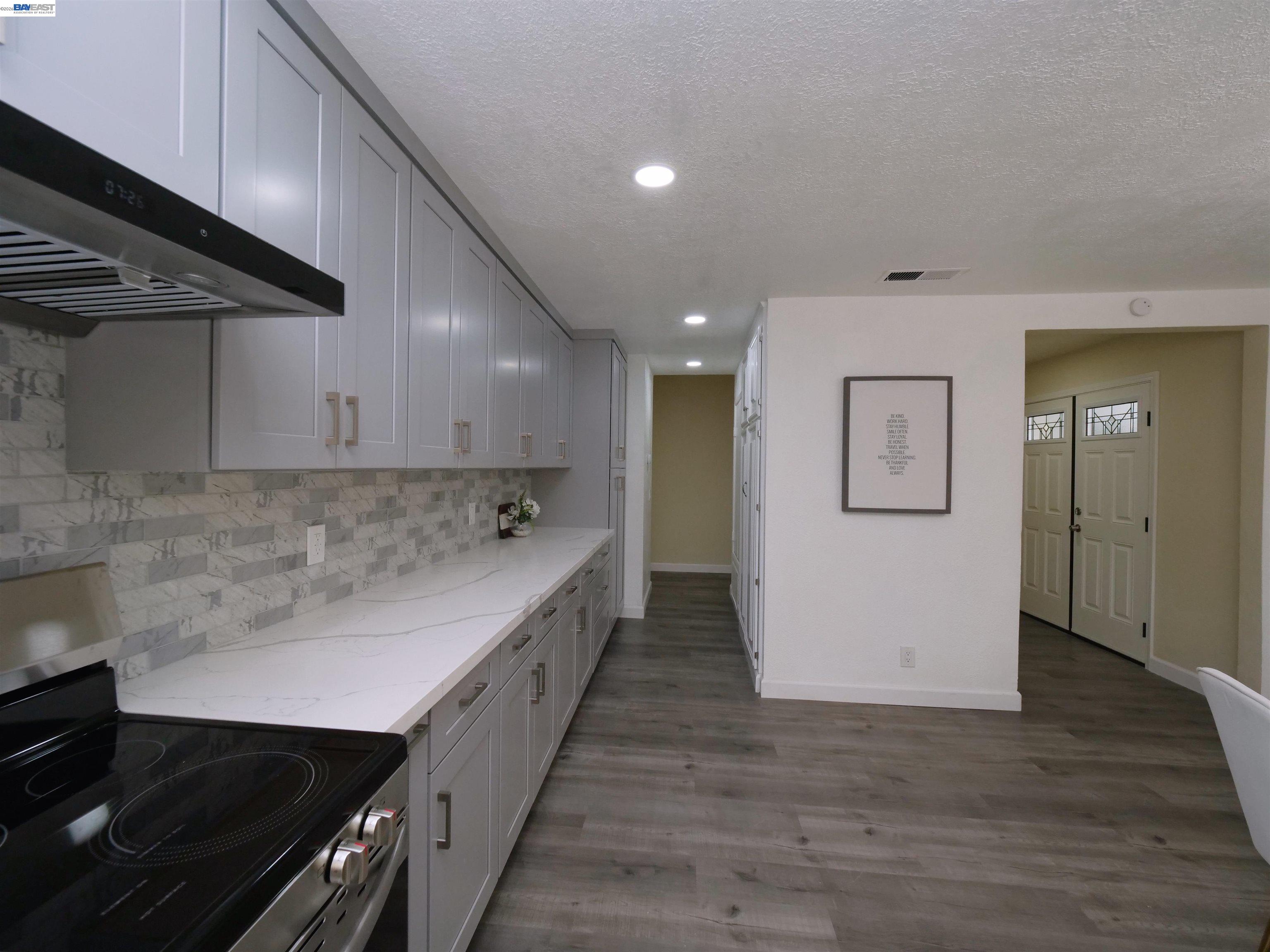 20 Yale Court San Ramon, CA 94583 - Photo 11 of 86 Gallery Image 11