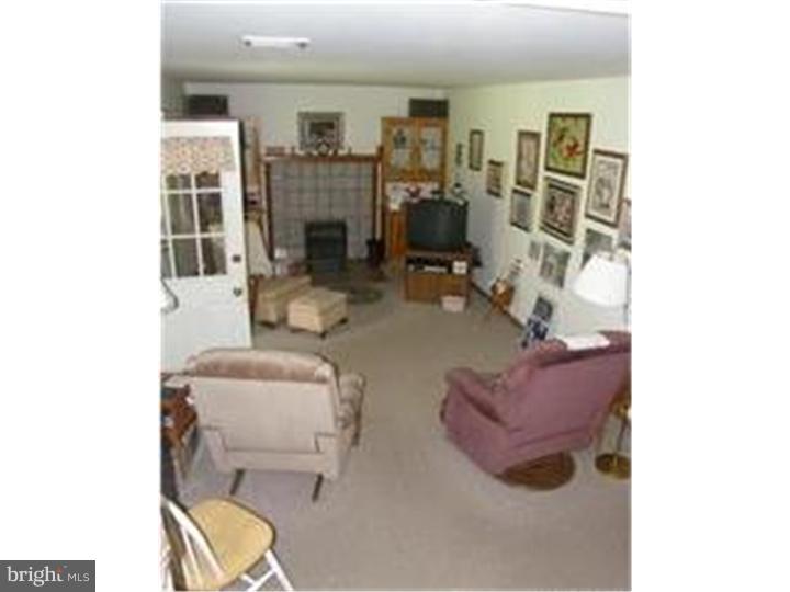 329 Steeple Road Northampton, PA 18067 - Photo 8 of 21 Gallery Image 8
