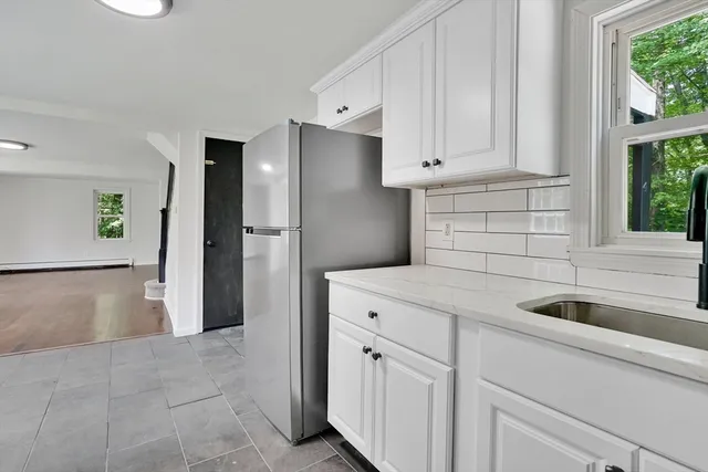 $294,900 | 46 Chestnut St Place, East Longmeadow, MA 01028