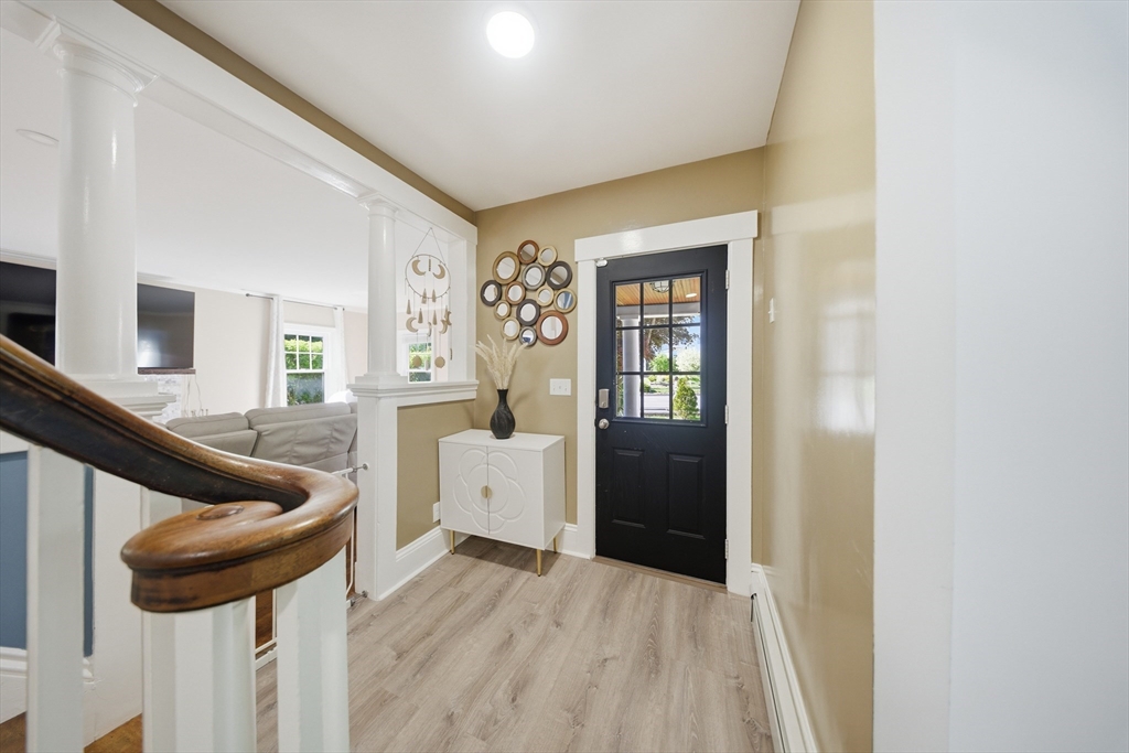 131 Pearl Street Gardner, MA 01440 - Photo 5 of 41
