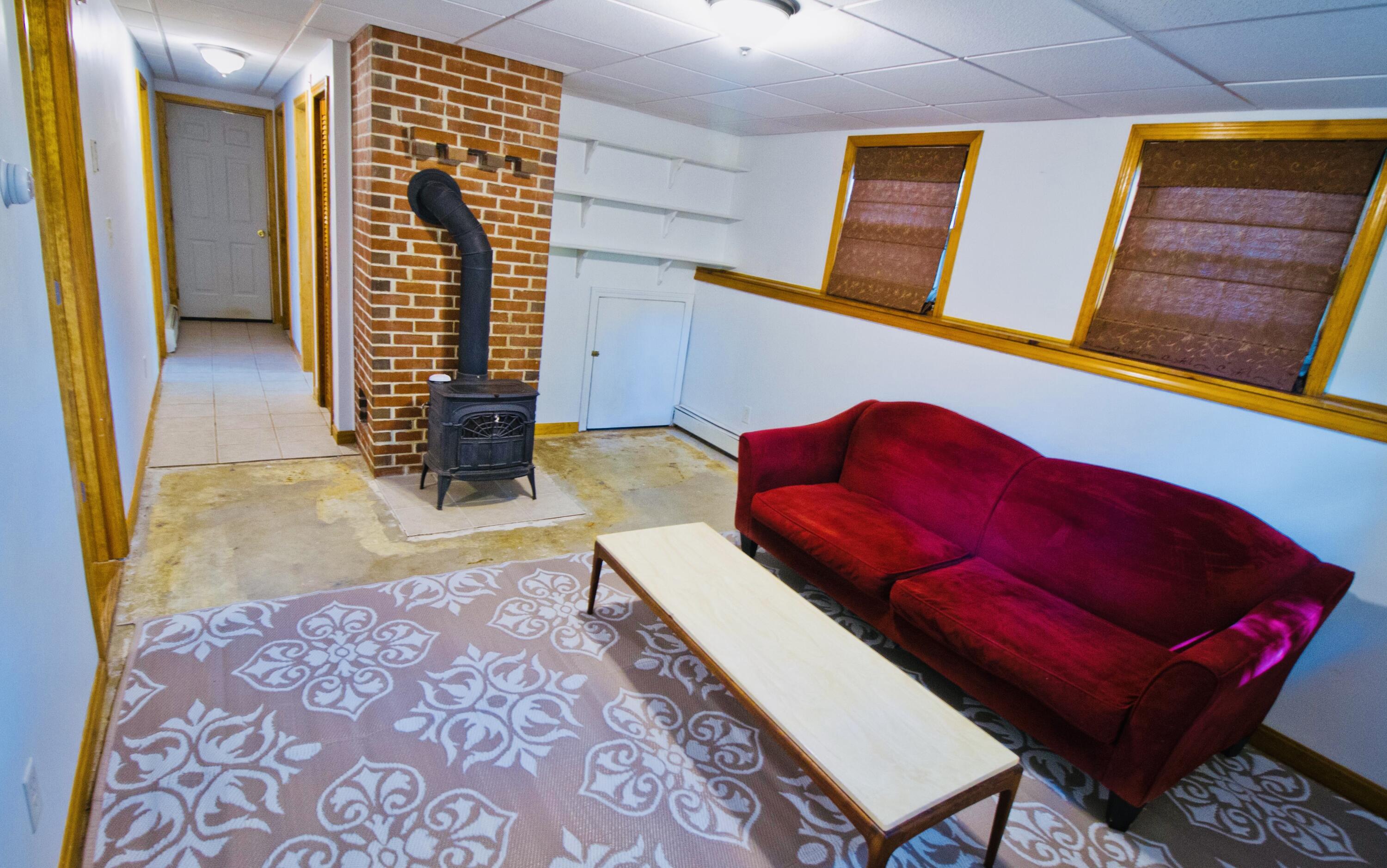 98 Pinecrest Road Portland, ME 04102 - Photo 17 of 20 IMG_2379