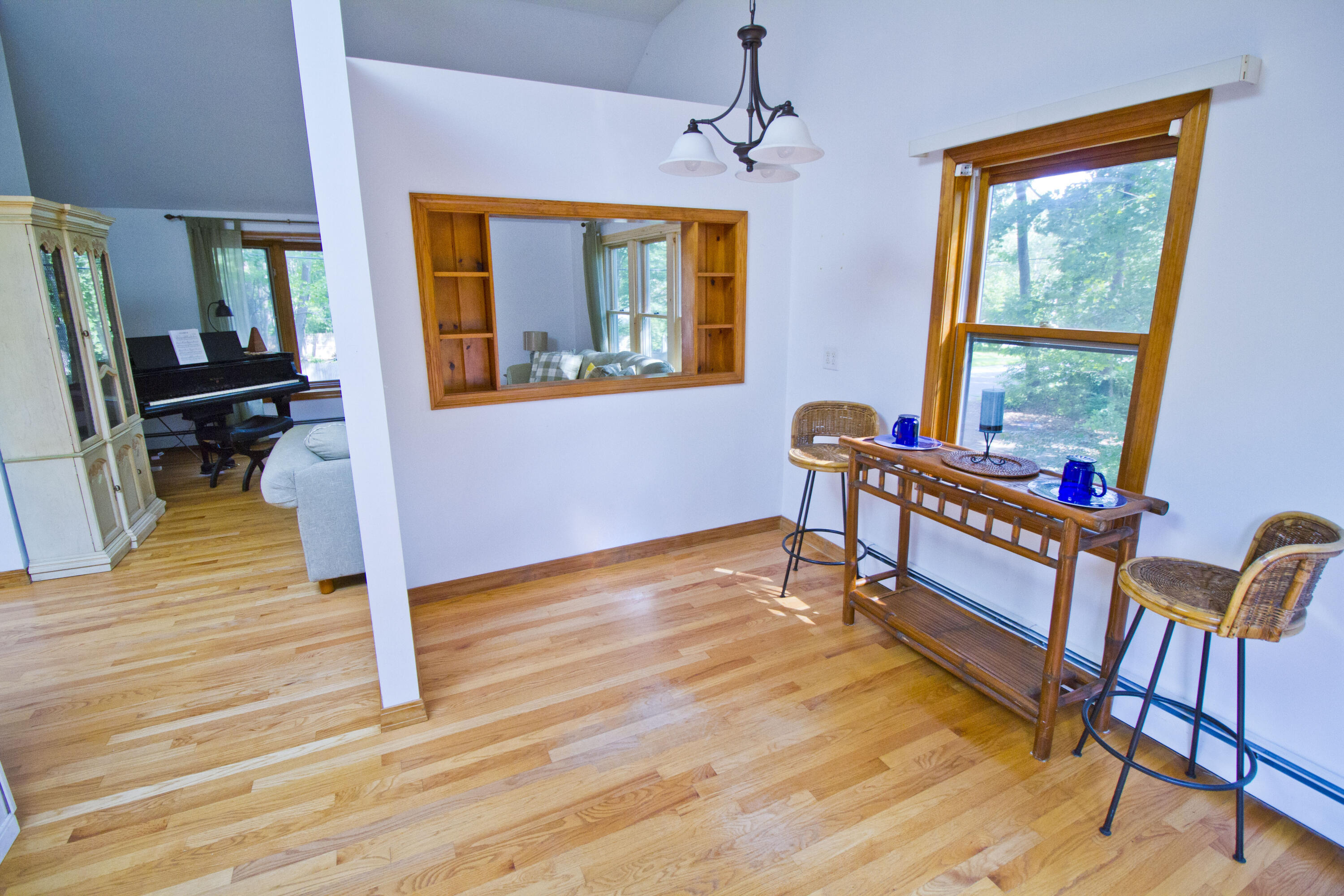 98 Pinecrest Road Portland, ME 04102 - Photo 7 of 20 98PineCrestRd_22