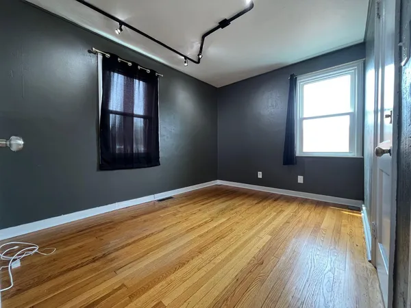 $1,500 | 2610 Colonial Avenue Southwest, Roanoke, VA 24015