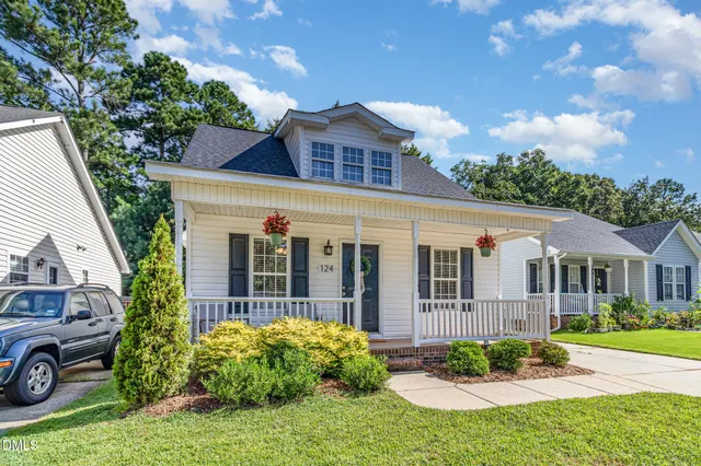 $355,000 | 124 Cliffdale Road, Holly Springs, NC 27540