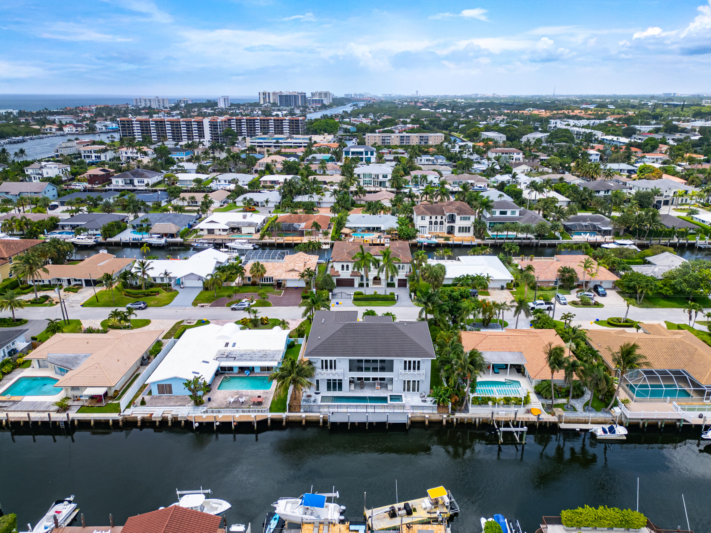 807 Dover Street Boca Raton, FL 33487 - Photo 38 of 43 an aerial view of residential houses with outdoor space