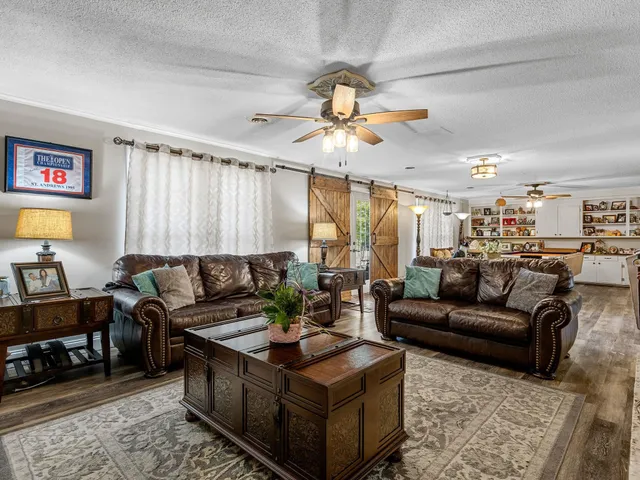 $995,000 | 130 Settle Drive, Inman, SC 29349