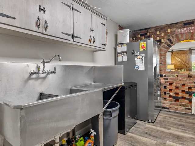 $995,000 | 130 Settle Drive, Inman, SC 29349