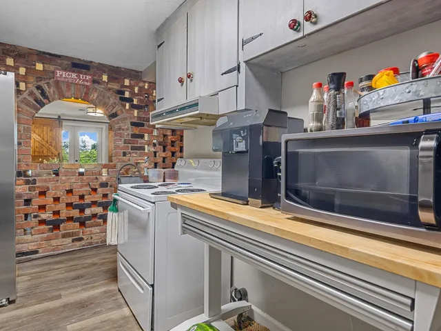 $995,000 | 130 Settle Drive, Inman, SC 29349