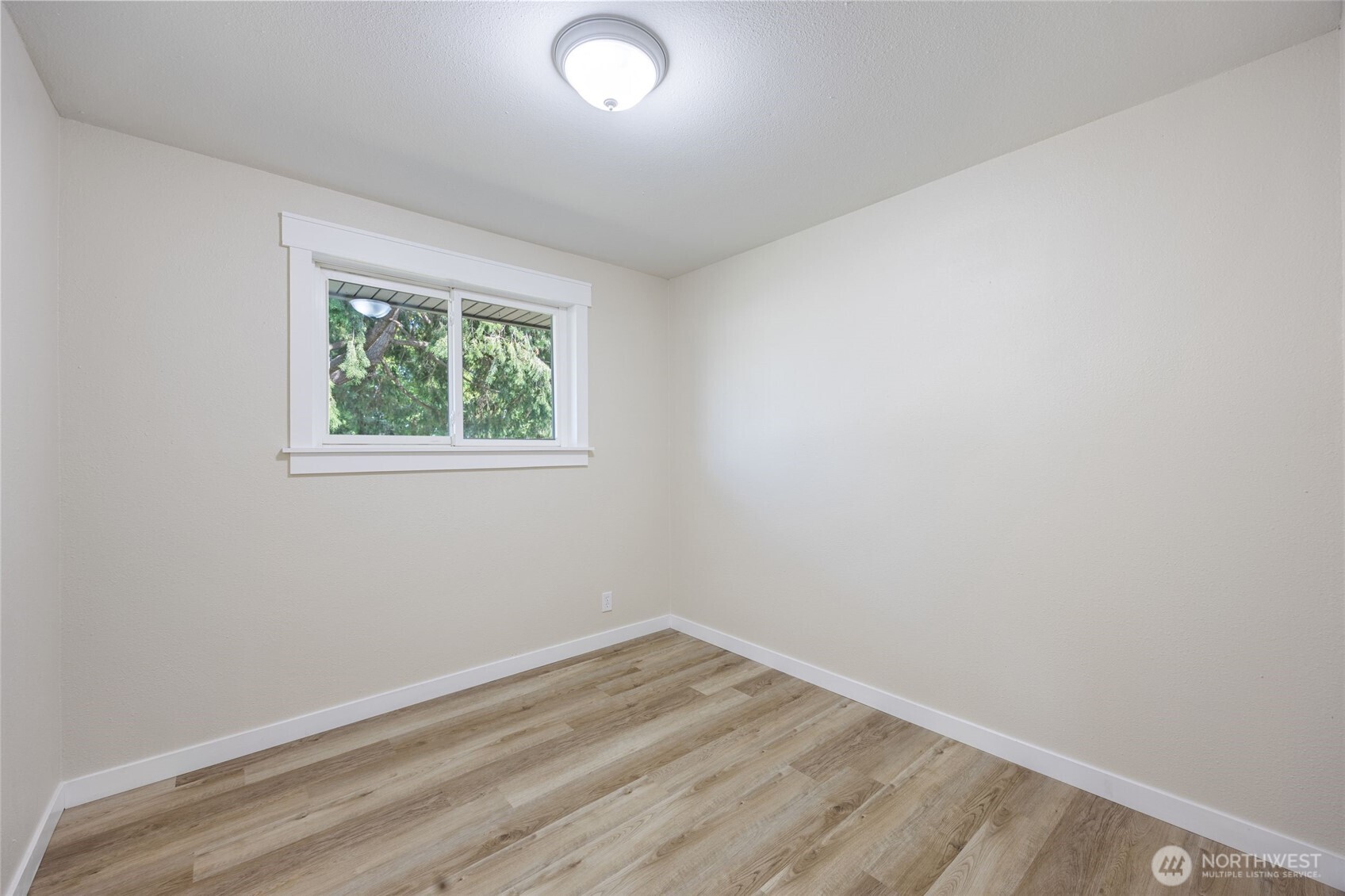 247 Northeast Ivy Ephrata, WA 98823 - Photo 19 of 40 an empty room with a window