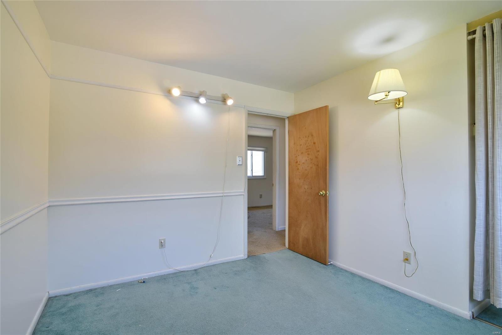 48 Roland Lane St. Peters, MO 63376 - Photo 14 of 32 Gallery Image 14