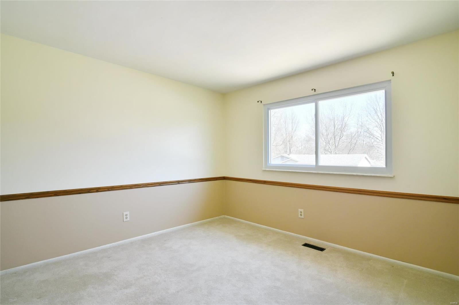 48 Roland Lane St. Peters, MO 63376 - Photo 16 of 32 Gallery Image 16