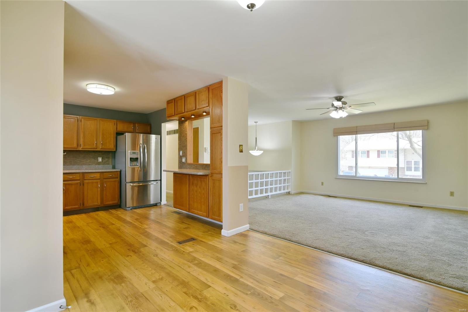 48 Roland Lane St. Peters, MO 63376 - Photo 6 of 32 Gallery Image 6