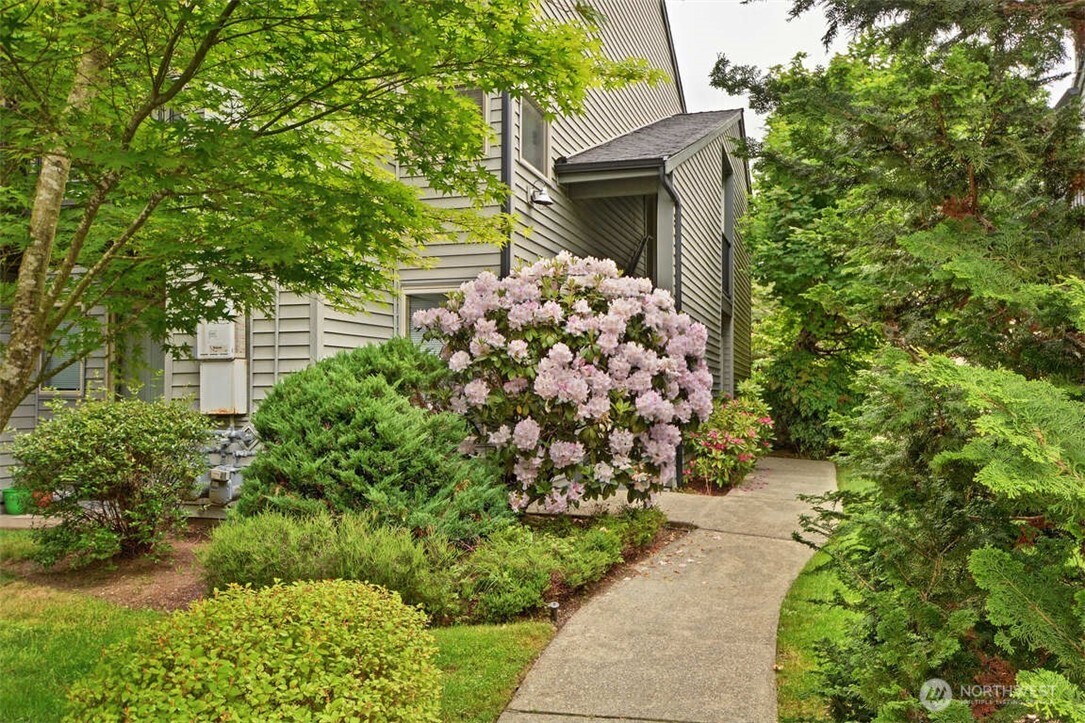 9805 Avondale Road Northeast, Unit T254 Redmond, WA 98052 - Photo 15 of 17