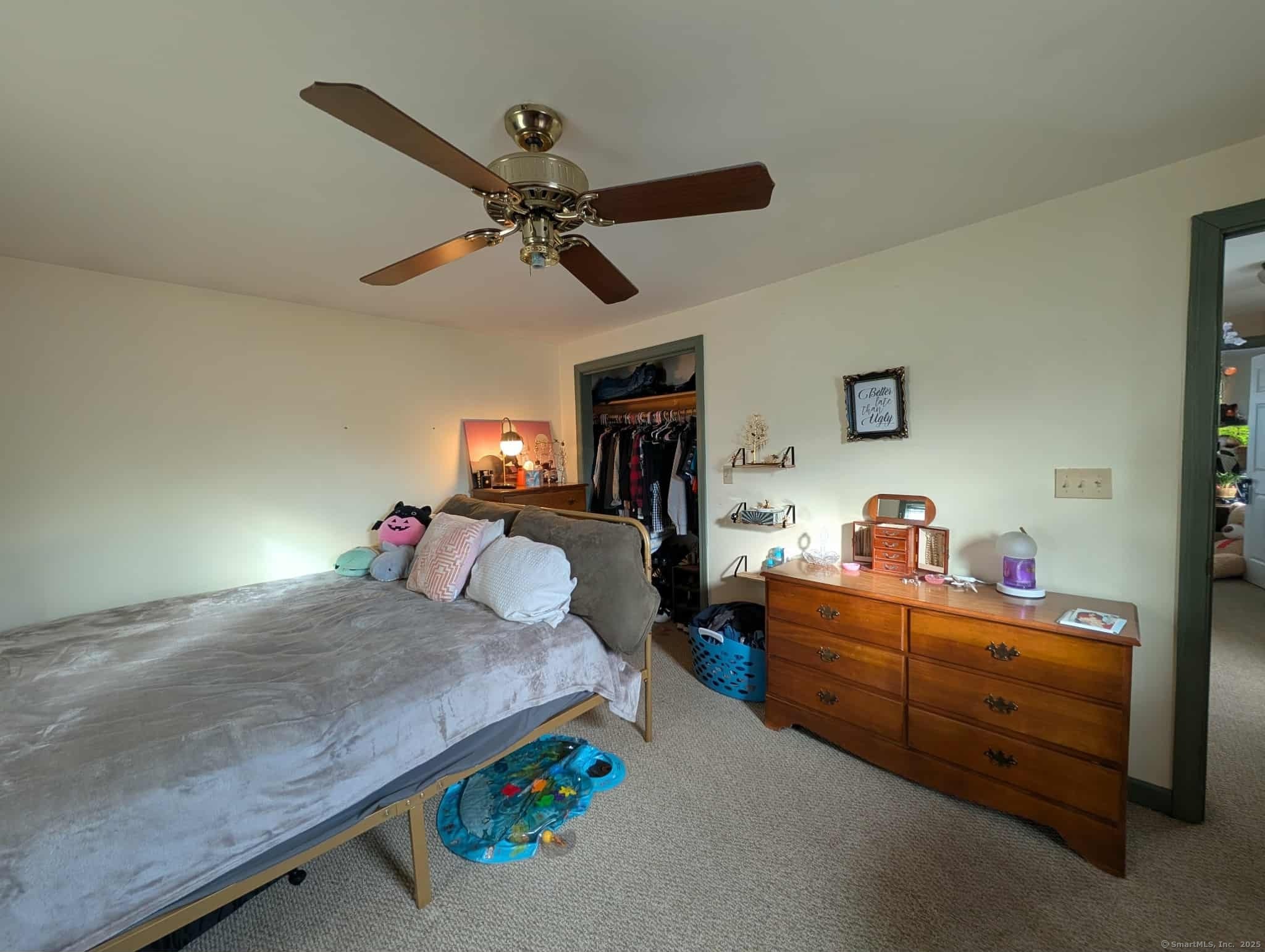 942 Riverside Drive Thompson, CT 06255 - Photo 11 of 21 a bed room with a bed