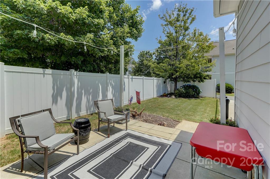 3558 Richard's Crossing Fort Mill, SC 29708 - Photo 33 of 35 a view of a backyard with sitting area