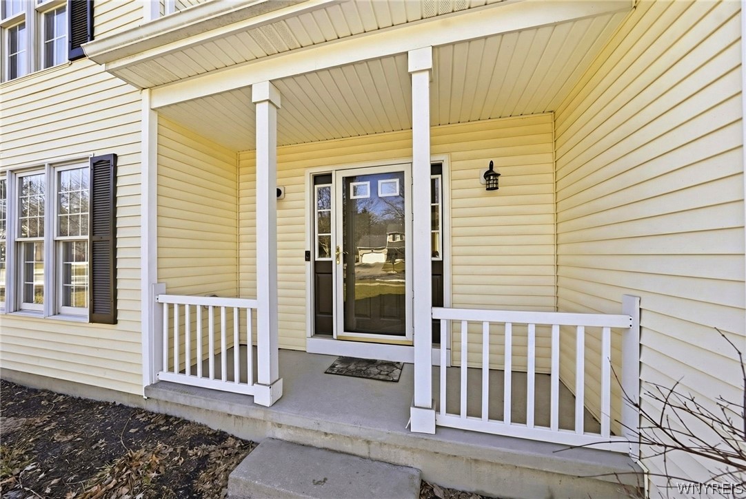 72 Michaels Walk Lancaster, NY 14086 - Photo 4 of 36