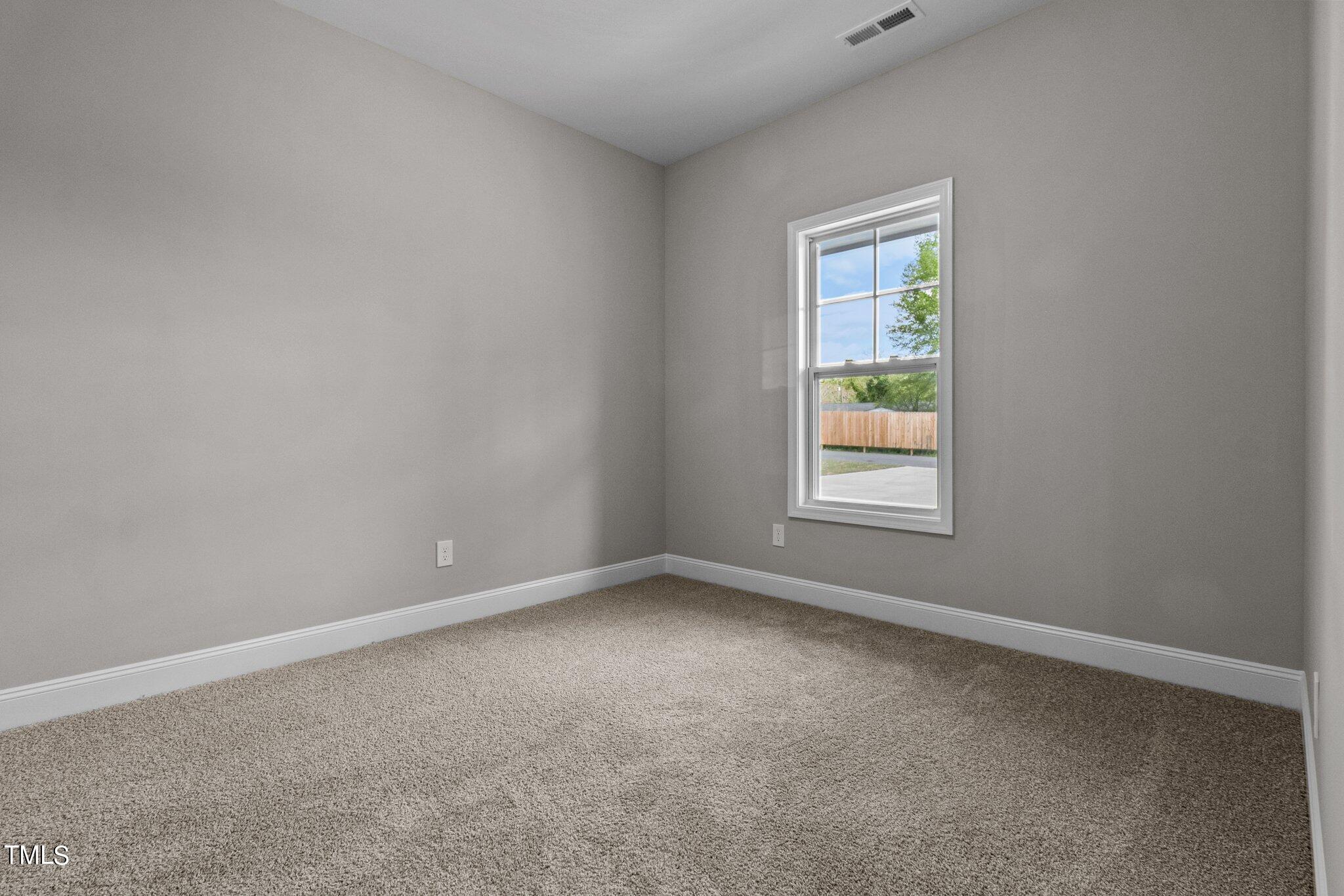 137 Regis Lane Coats, NC 27521 - Photo 17 of 36 9-web-or-mls-IMG_9184