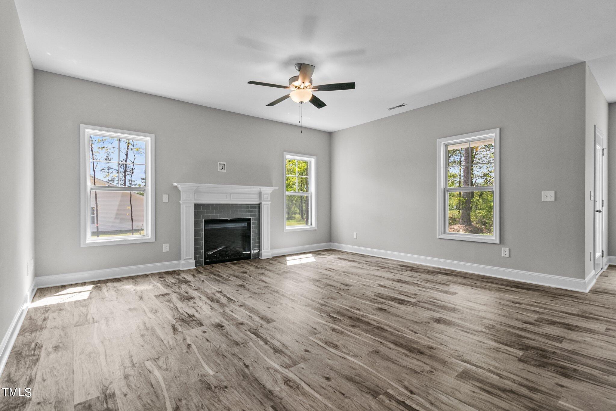 137 Regis Lane Coats, NC 27521 - Photo 5 of 36 15-web-or-mls-IMG_9202