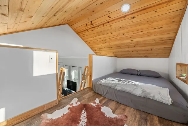 $465,000 | 28609 Paradise Manor Drive, Marble Falls, TX 78654