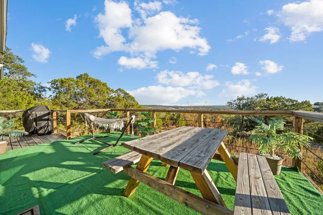 $465,000 | 28609 Paradise Manor Drive, Marble Falls, TX 78654