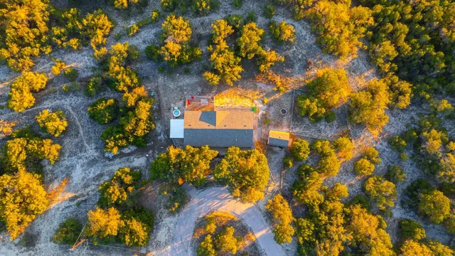 $465,000 | 28609 Paradise Manor Drive, Marble Falls, TX 78654