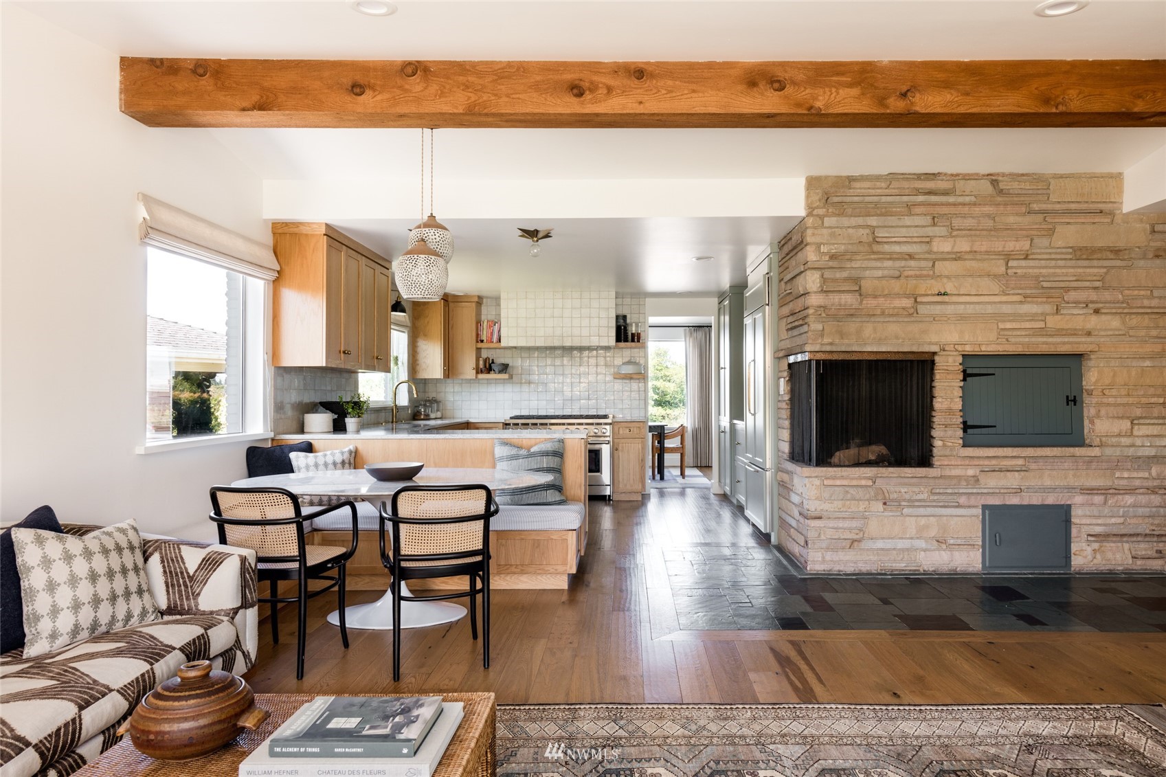 8708 22nd Avenue Northwest Seattle, WA 98117 - Photo 13 of 40