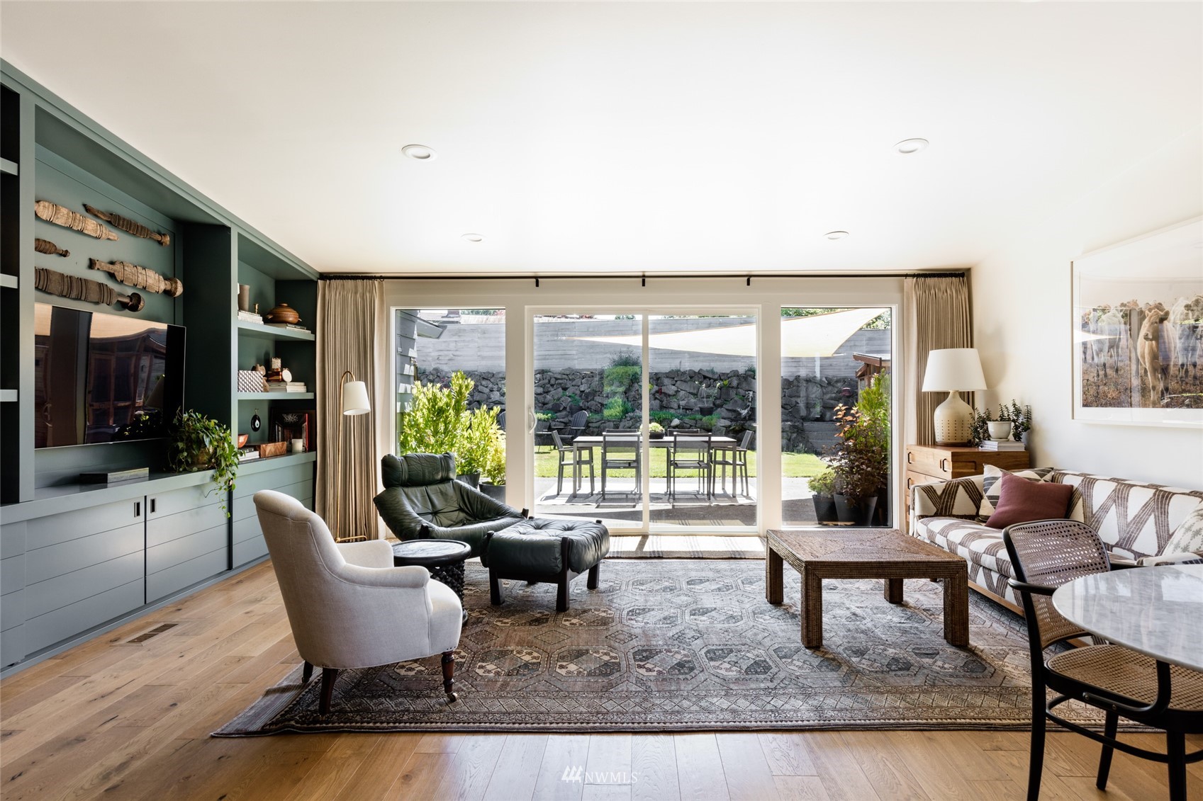 8708 22nd Avenue Northwest Seattle, WA 98117 - Photo 15 of 40