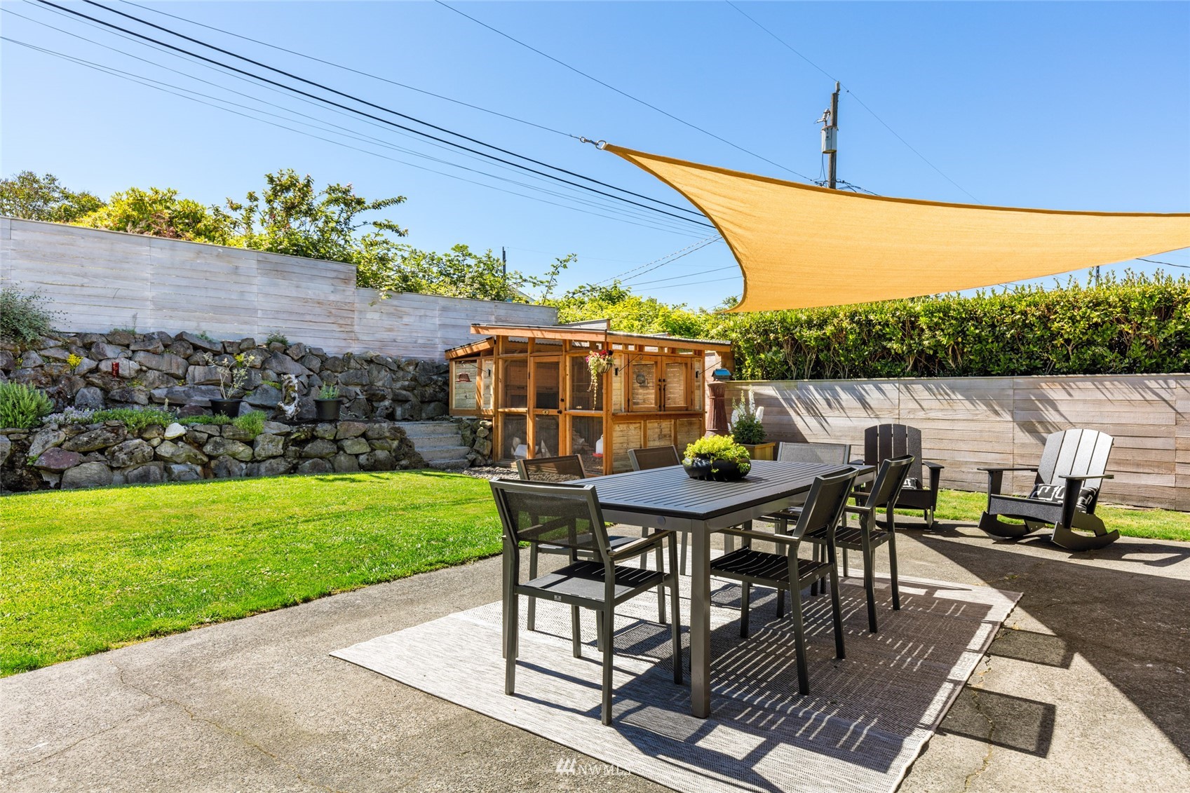 8708 22nd Avenue Northwest Seattle, WA 98117 - Photo 16 of 40