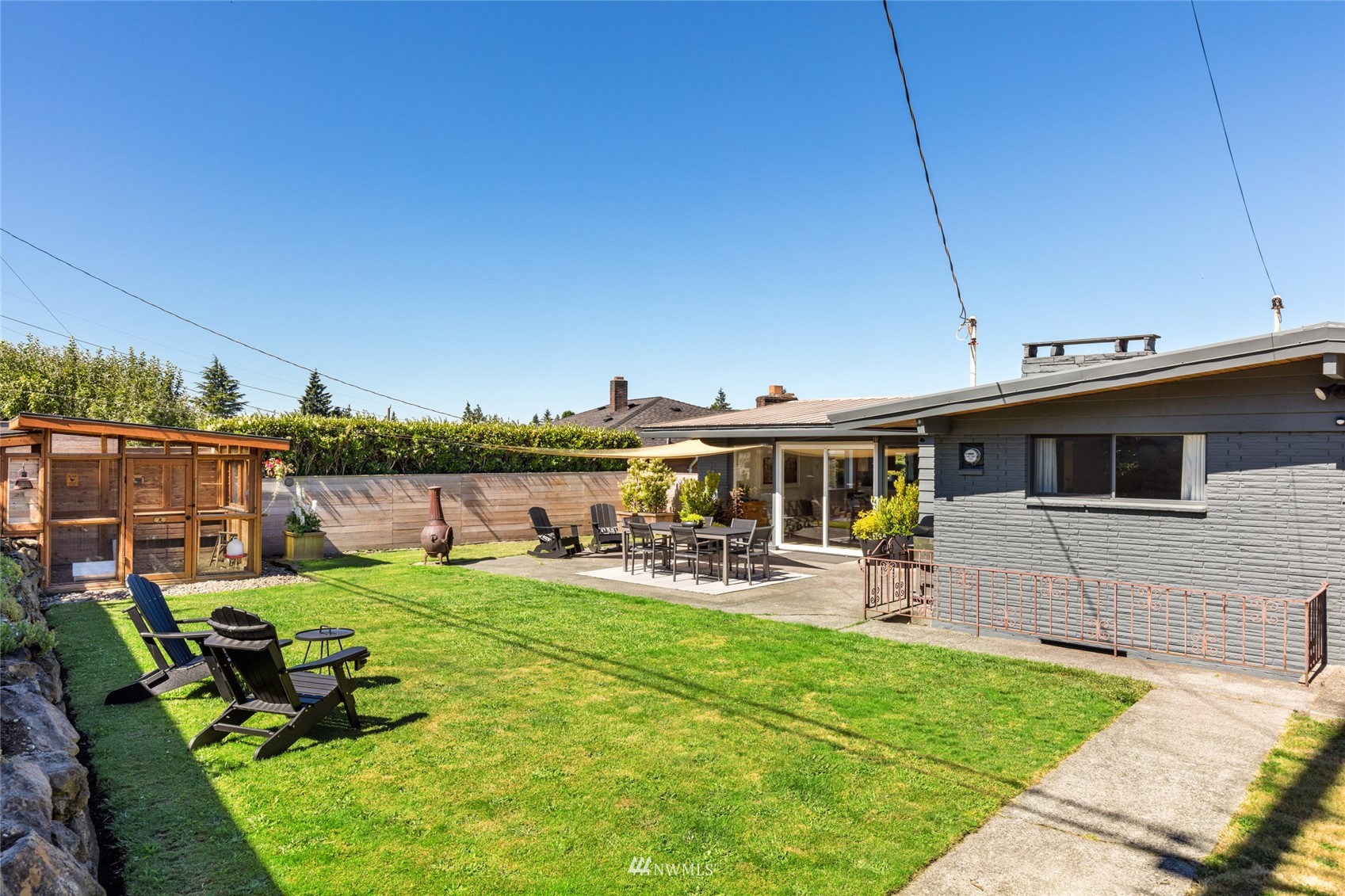 8708 22nd Avenue Northwest Seattle, WA 98117 - Photo 18 of 40