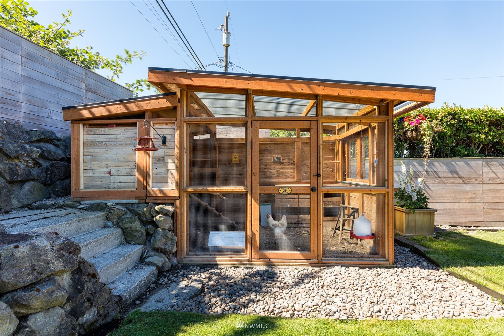 8708 22nd Avenue Northwest Seattle, WA 98117 - Photo 19 of 40