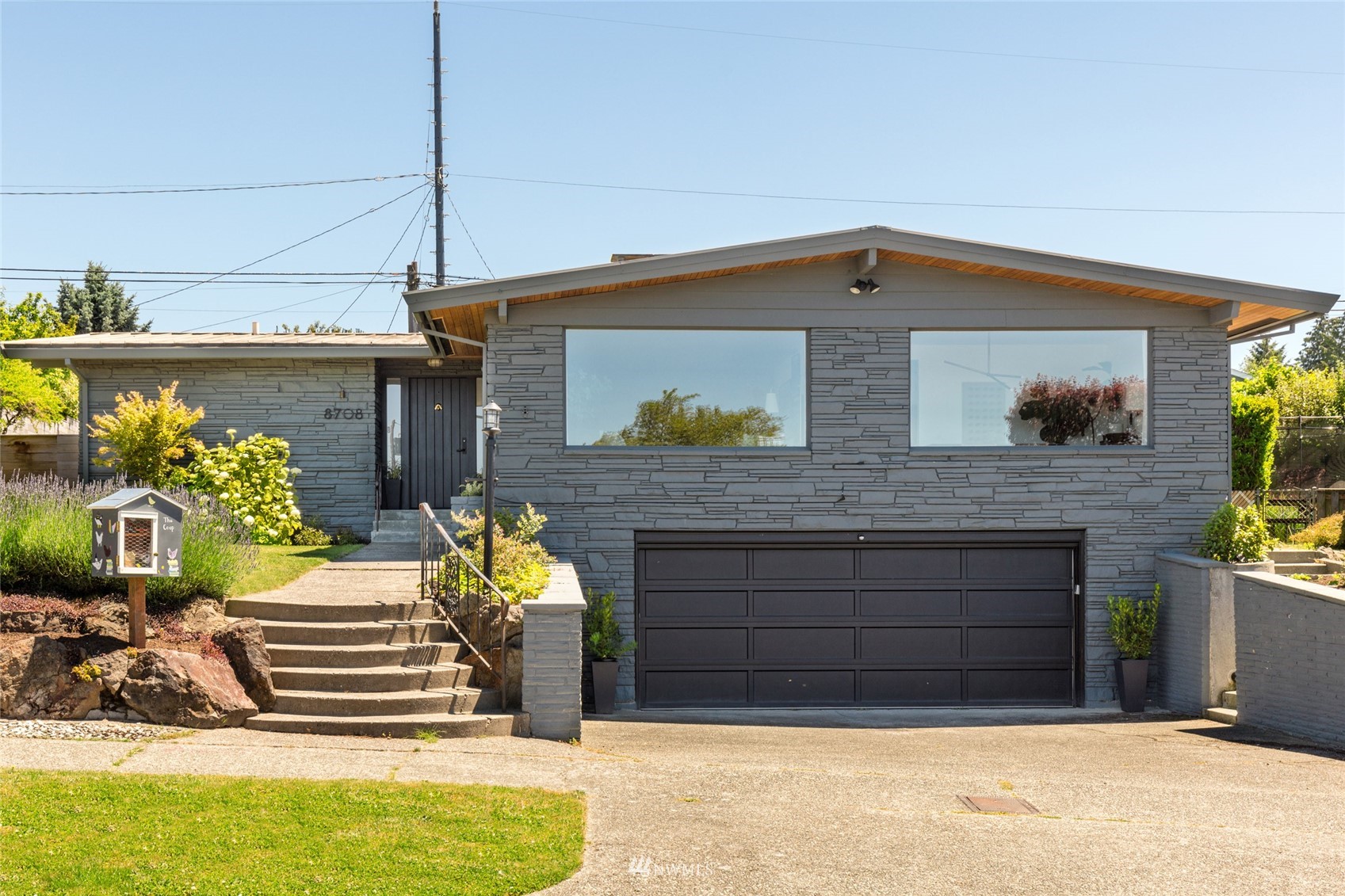 8708 22nd Avenue Northwest Seattle, WA 98117 - Photo 37 of 40