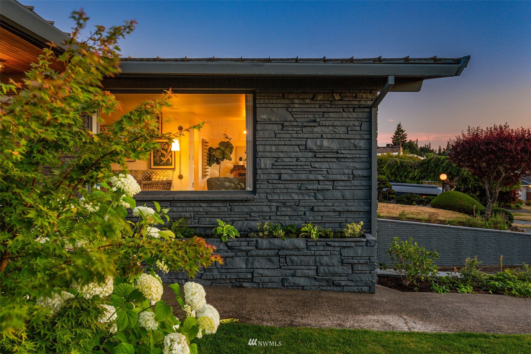 8708 22nd Avenue Northwest Seattle, WA 98117 - Photo 39 of 40