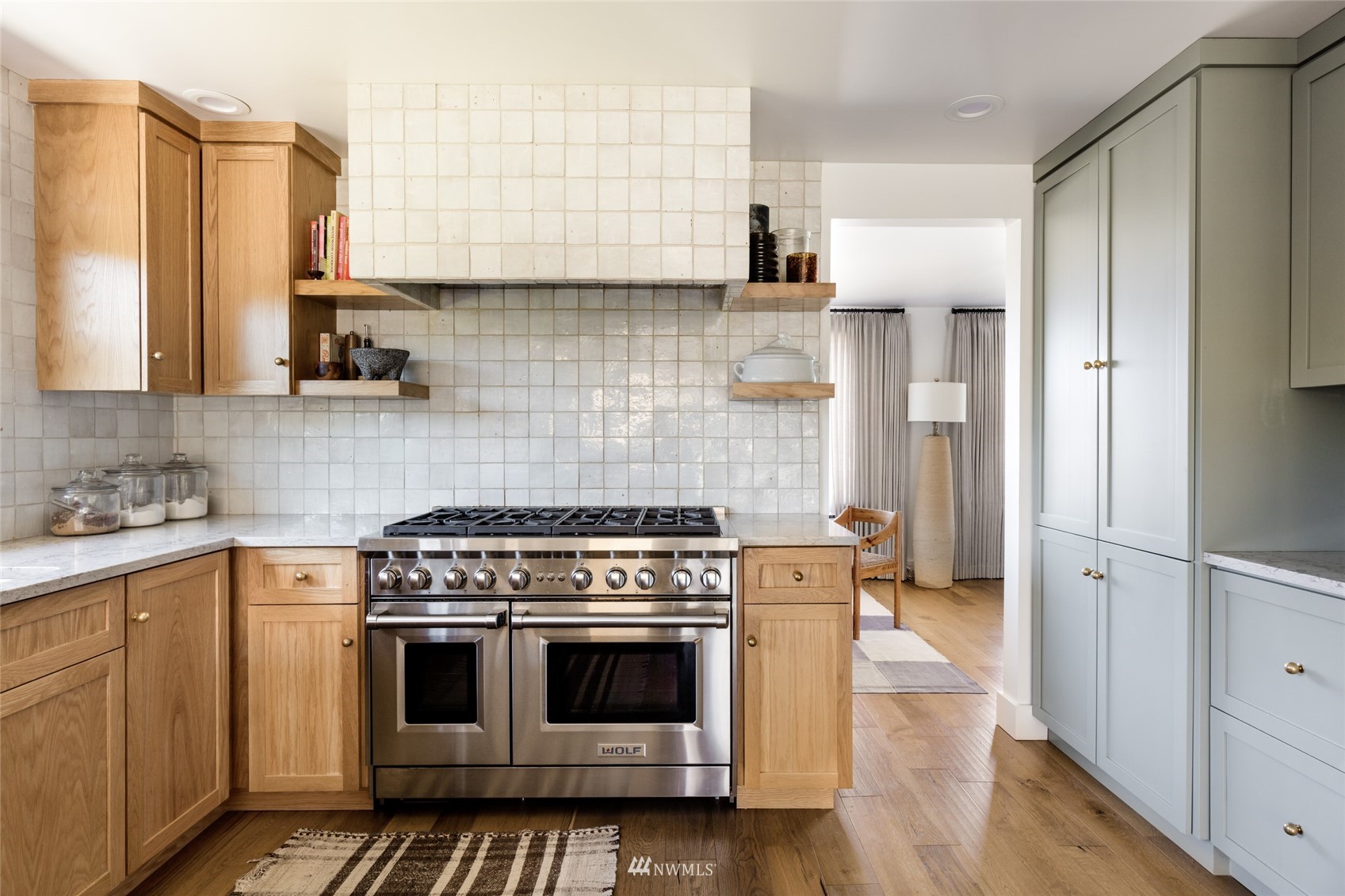 8708 22nd Avenue Northwest Seattle, WA 98117 - Photo 9 of 40