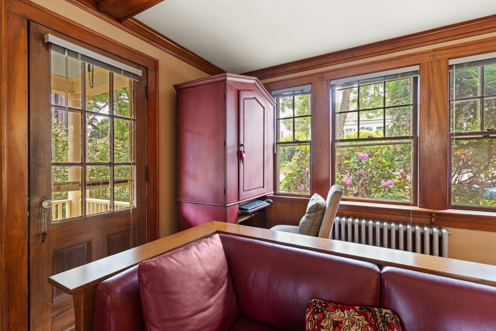 45 Russett Road Boston, MA 02132 - Photo 11 of 38 Gallery Image 11