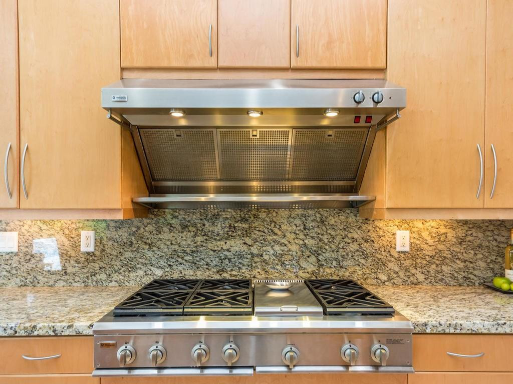 16500 Southwest 62nd Street Southwest Ranches, FL 33331 - Photo 39 of 100 a close view of stove