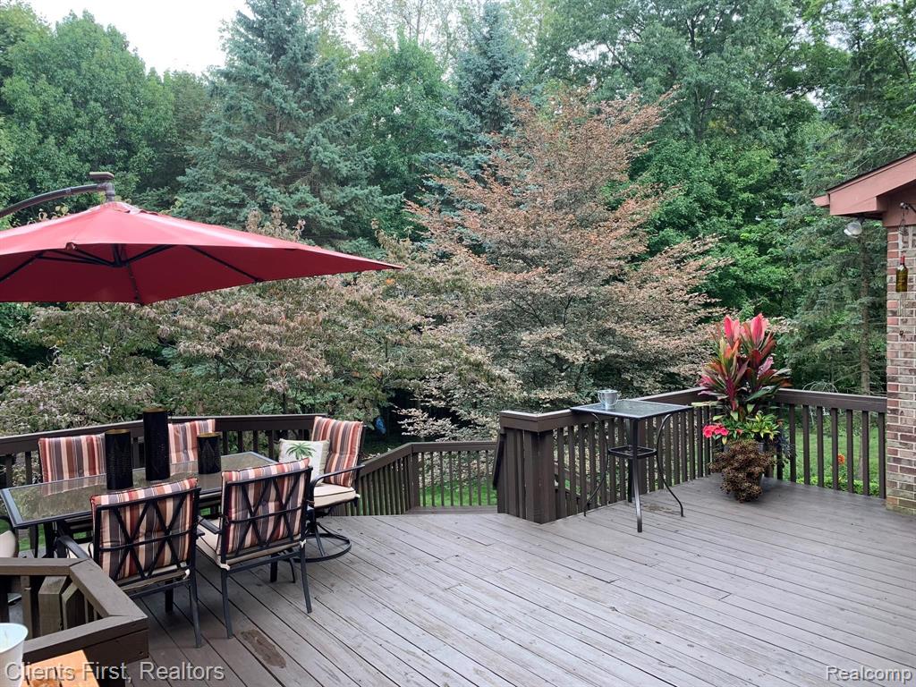 31231 Country Ridge Circle Farmington Hills, MI 48331 - Photo 23 of 73