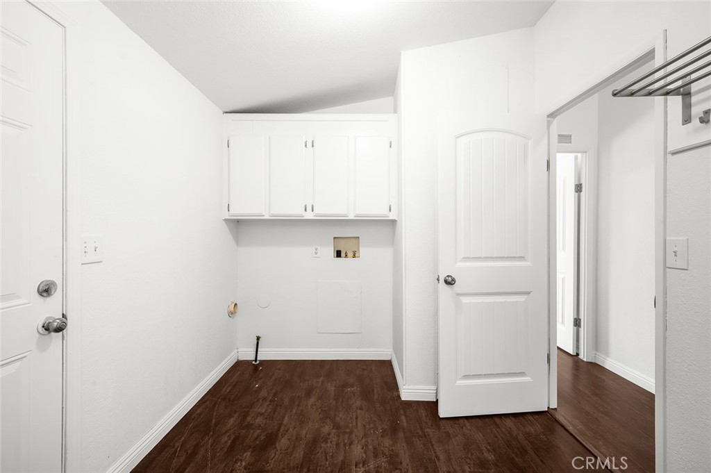 10412 Comstock Road Corona, CA 92883 - Photo 11 of 45