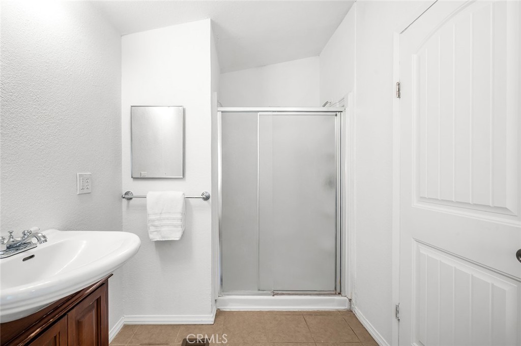 10412 Comstock Road Corona, CA 92883 - Photo 20 of 45