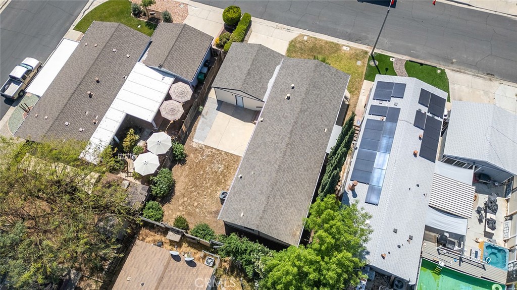 10412 Comstock Road Corona, CA 92883 - Photo 31 of 45