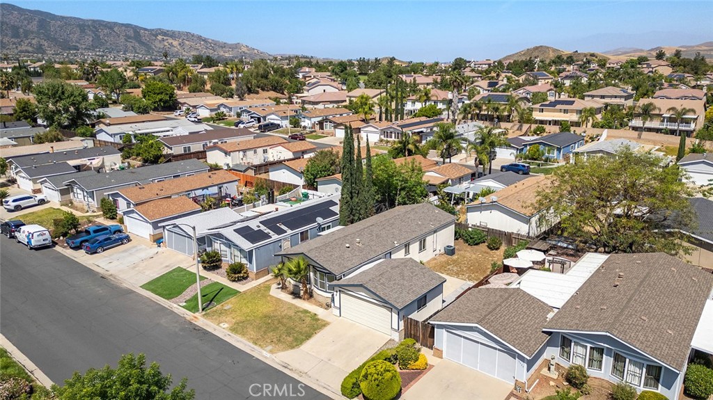 10412 Comstock Road Corona, CA 92883 - Photo 36 of 45