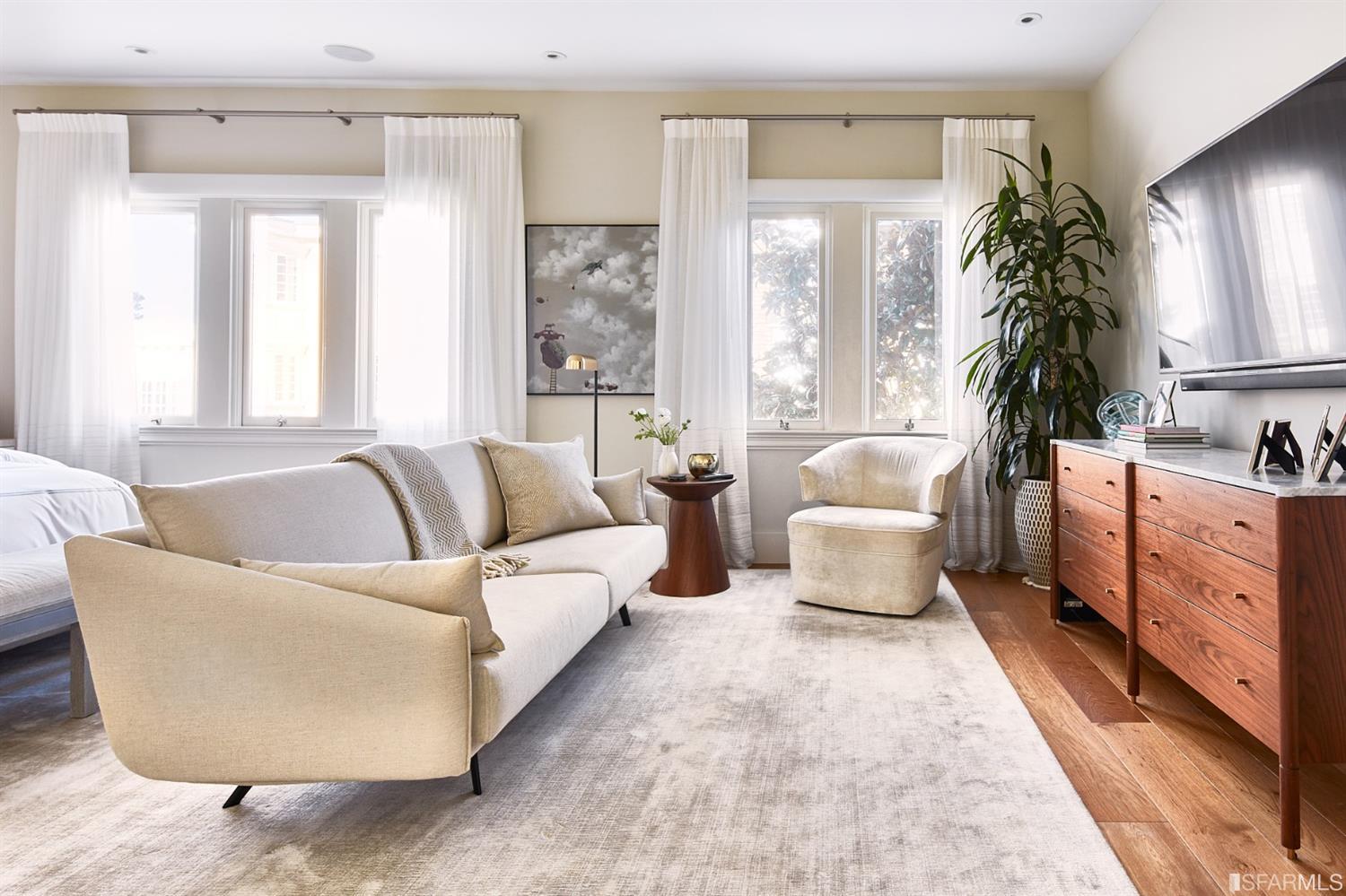 Vallejo Street San Francisco, CA 94123 - Photo 15 of 43