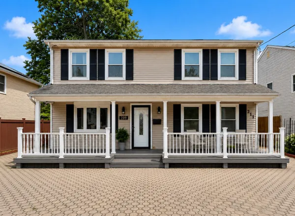 $975,000 | 209 Main Street, Keyport, NJ 07735